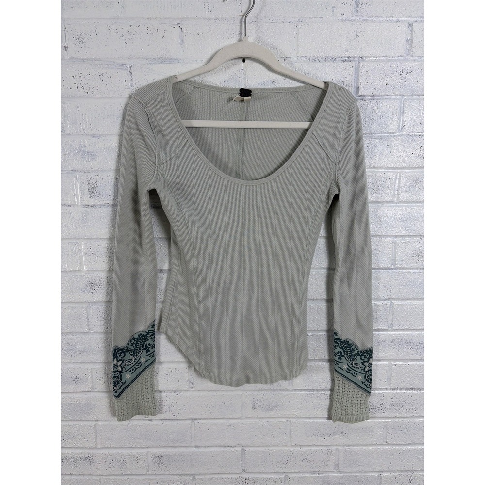 Free People We The Free Thermal Top Size S Waffle Knit Long Sleeve Bandana Cuff